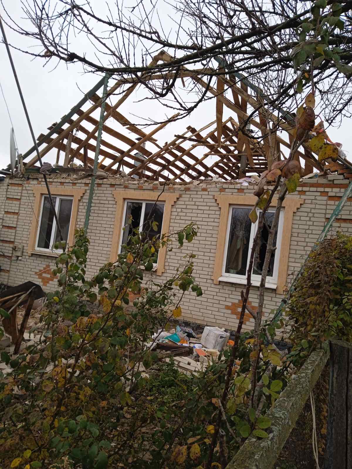 Ворожа ракета залишили родину з Сумщини без будинку