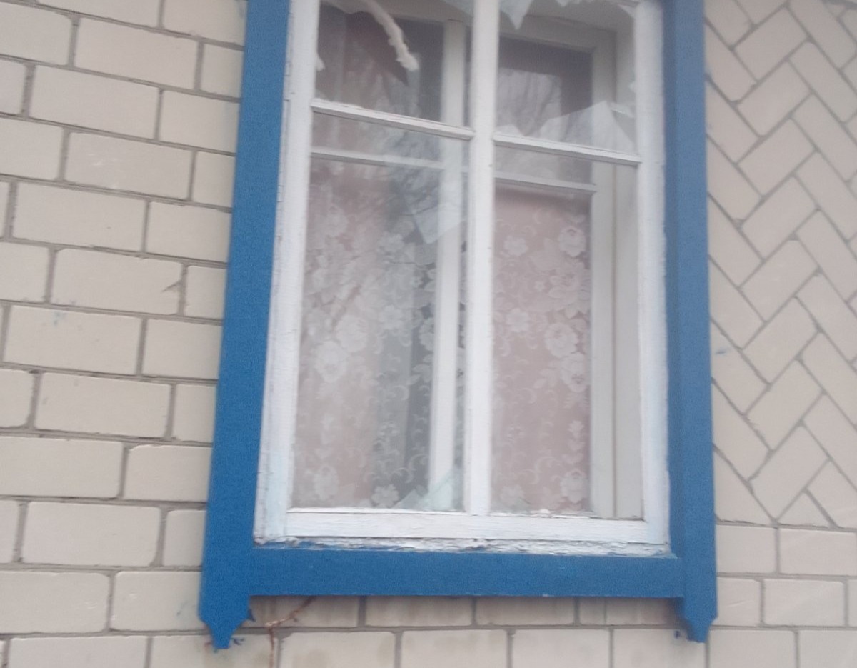 Будинок родини з Попівки залишилася без дванадцяти вікон і дверей