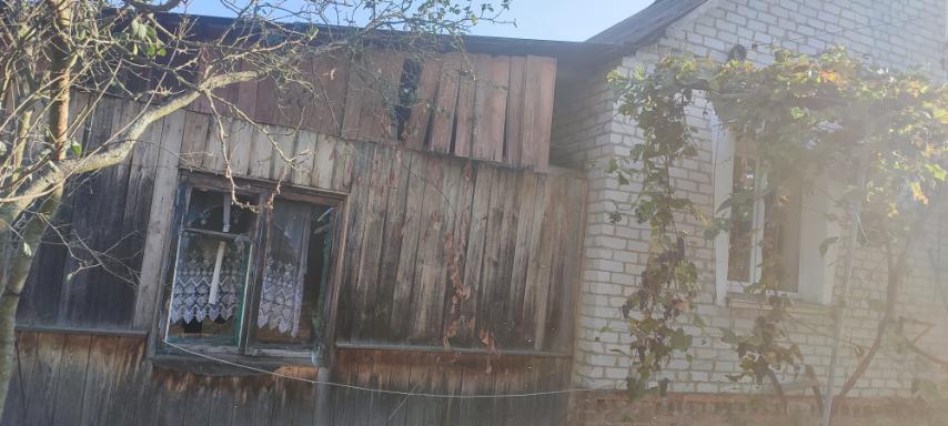 Обстріл пошкодив будинок родини з Сумщини