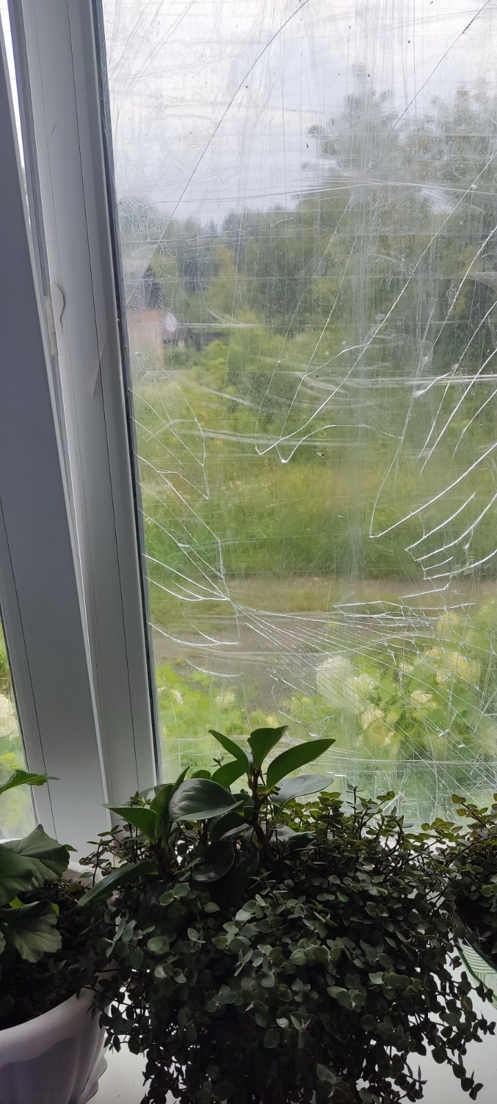 Обстріляли будинок пенсіонерів з Сумщини