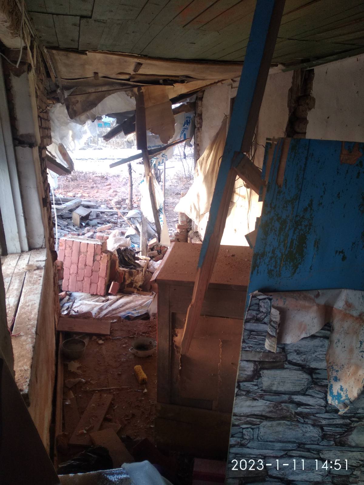 Окупанти зруйнували будинок військовослужбовця із Сумщини