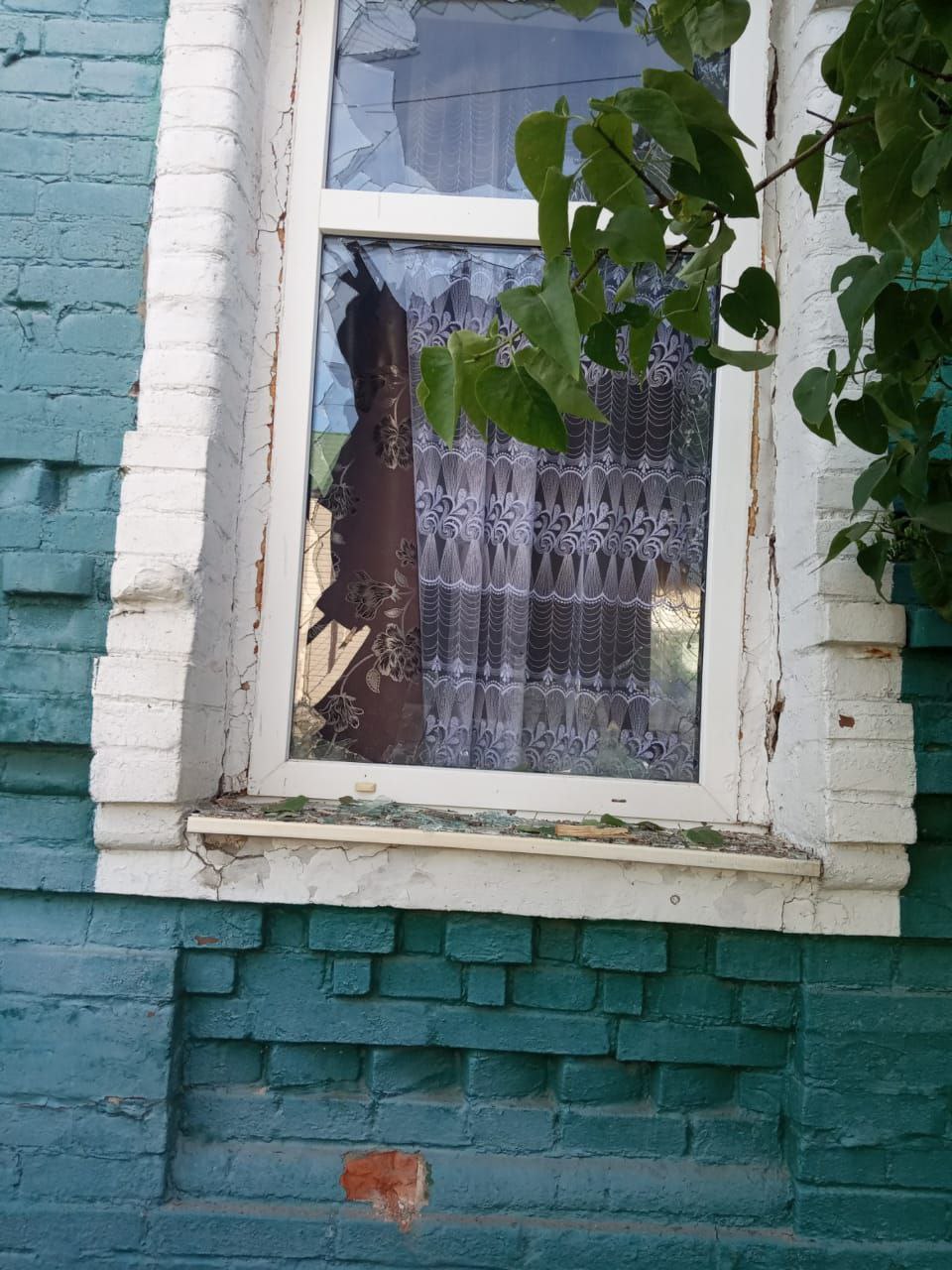 Пошкоджено будинок пенсіонерки з Сумщини