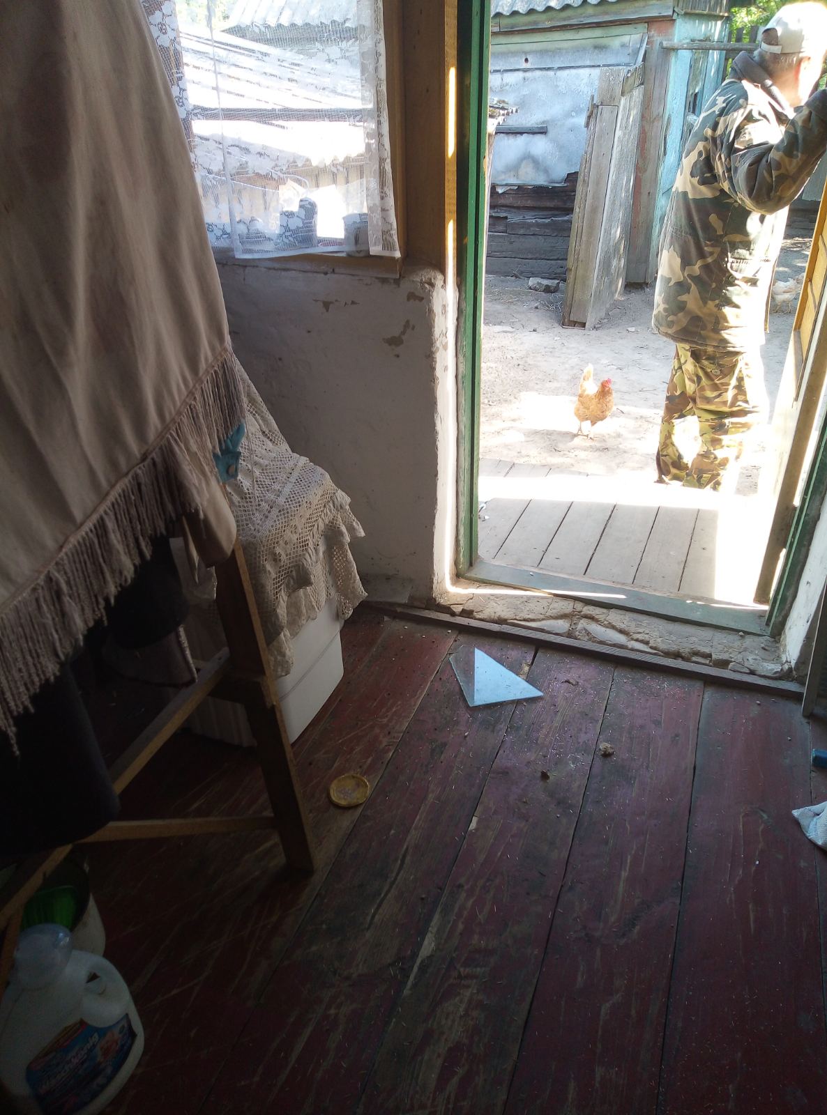 Пенсіонери з Сумщини потребують допомоги у відновленні будинку