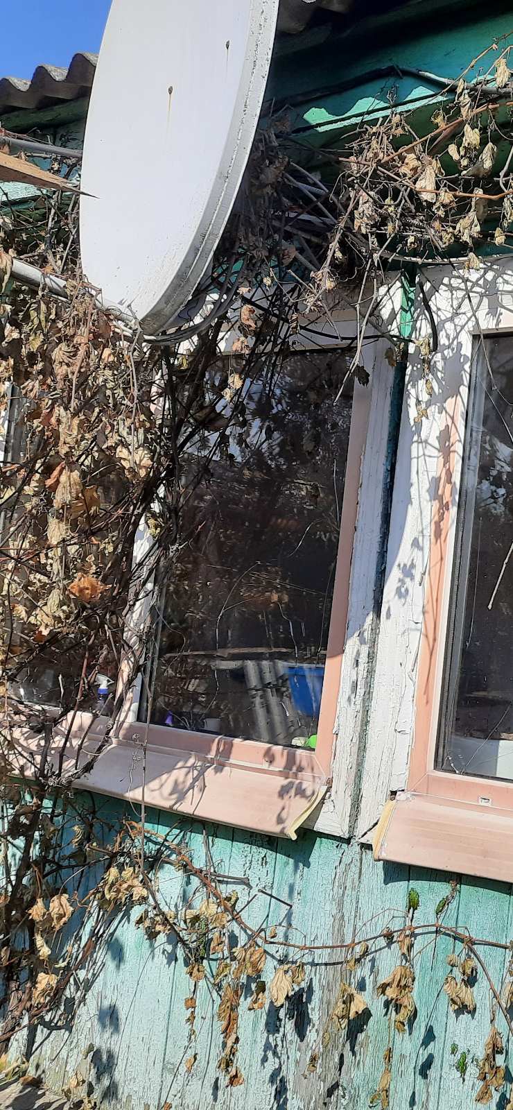 У будинок родини з Сумщини потрапив снаряд