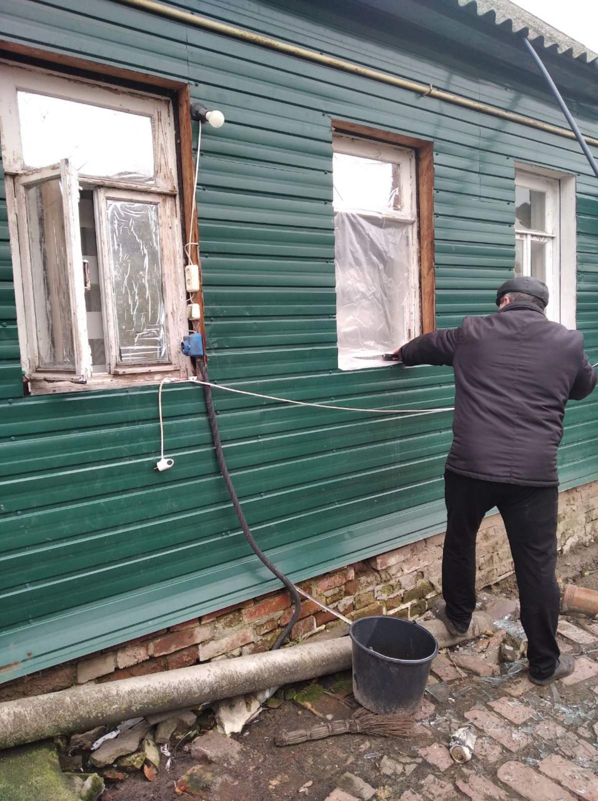 Родина з прикордоння Сумщини просить допомоги