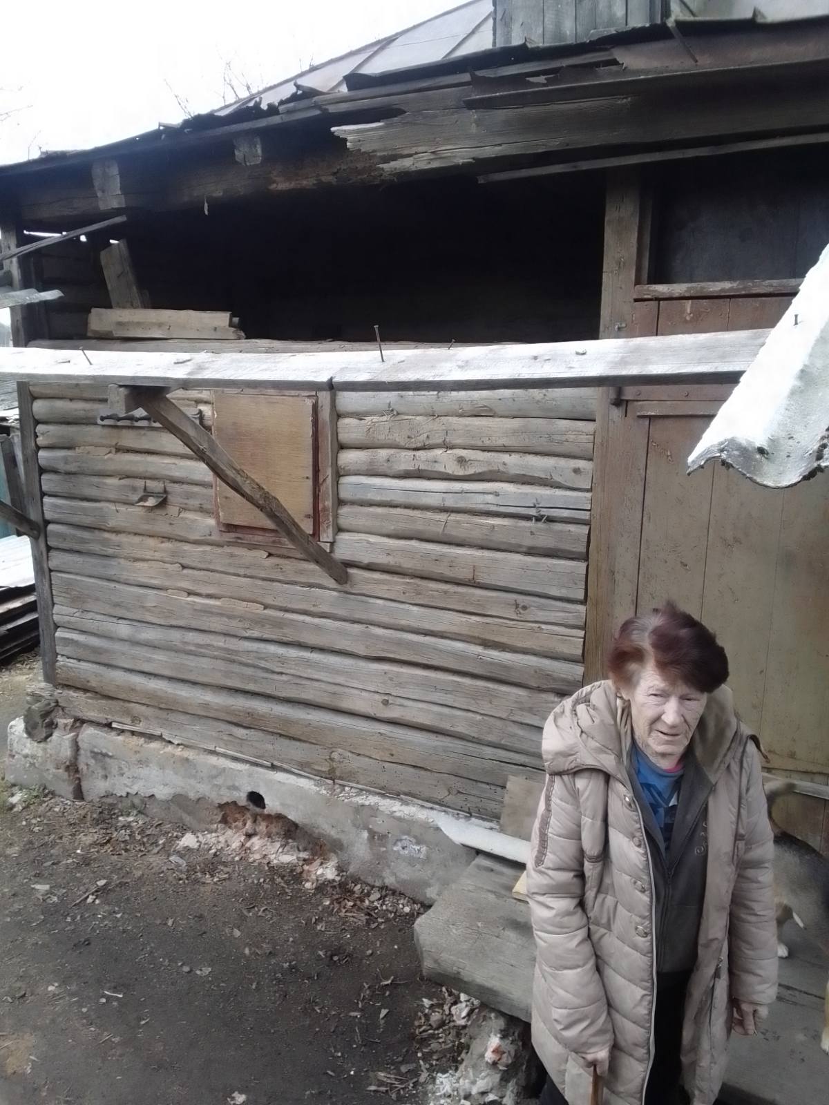 Під час обстрілу жінка отримала поранення