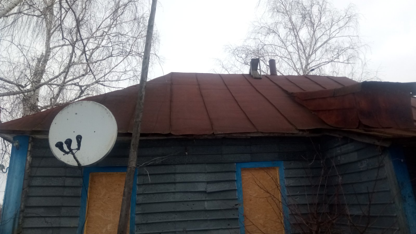 Без вікон та даху - обстріл на Сумщині