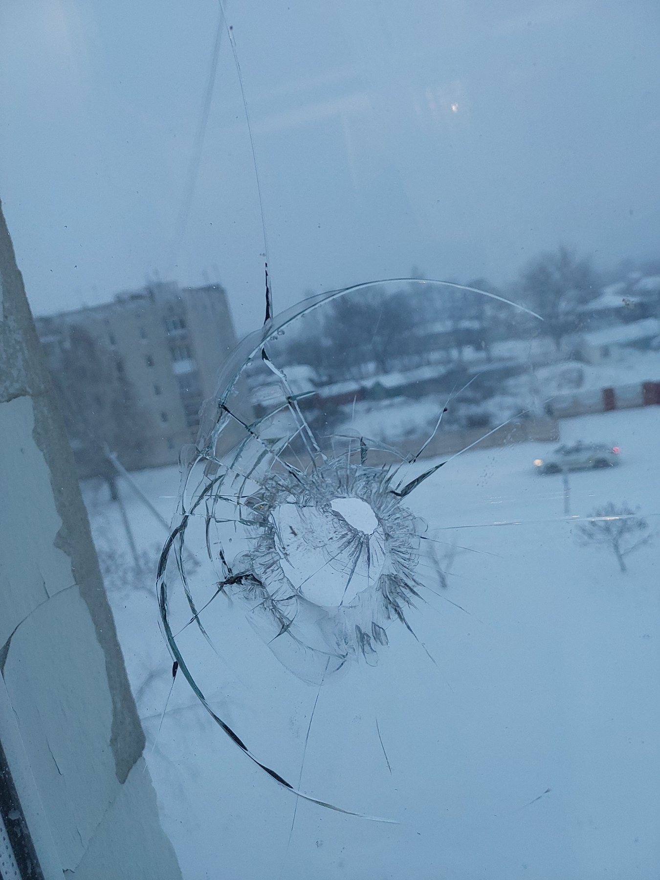 Нічний обстріл дуже злякав жінку з дитиною