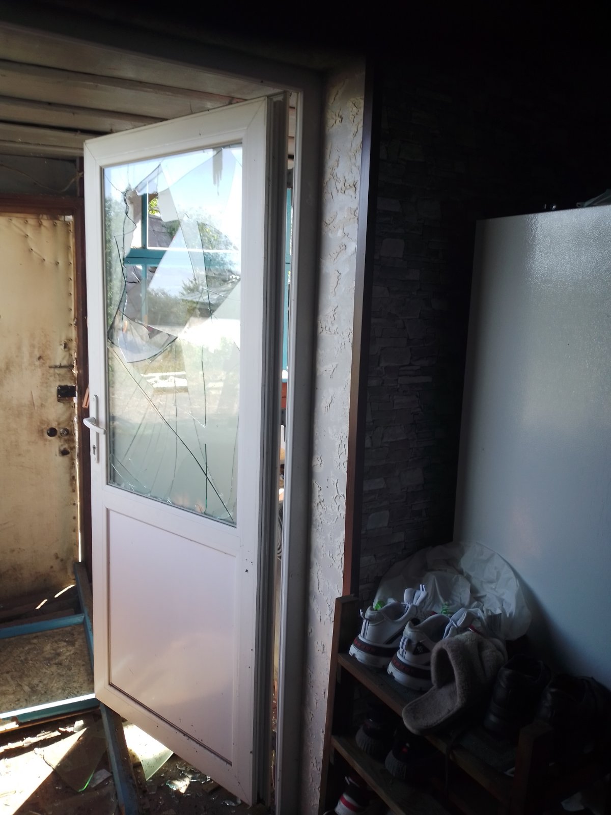 Родина із Середино-Буди потребує допомоги по заміні вікон, дверей та покрівлі