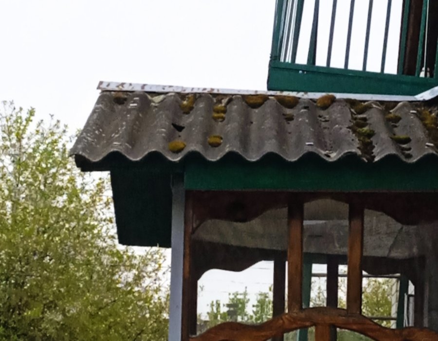 В 150 метрах від будинку розірвались 5 авіабомб