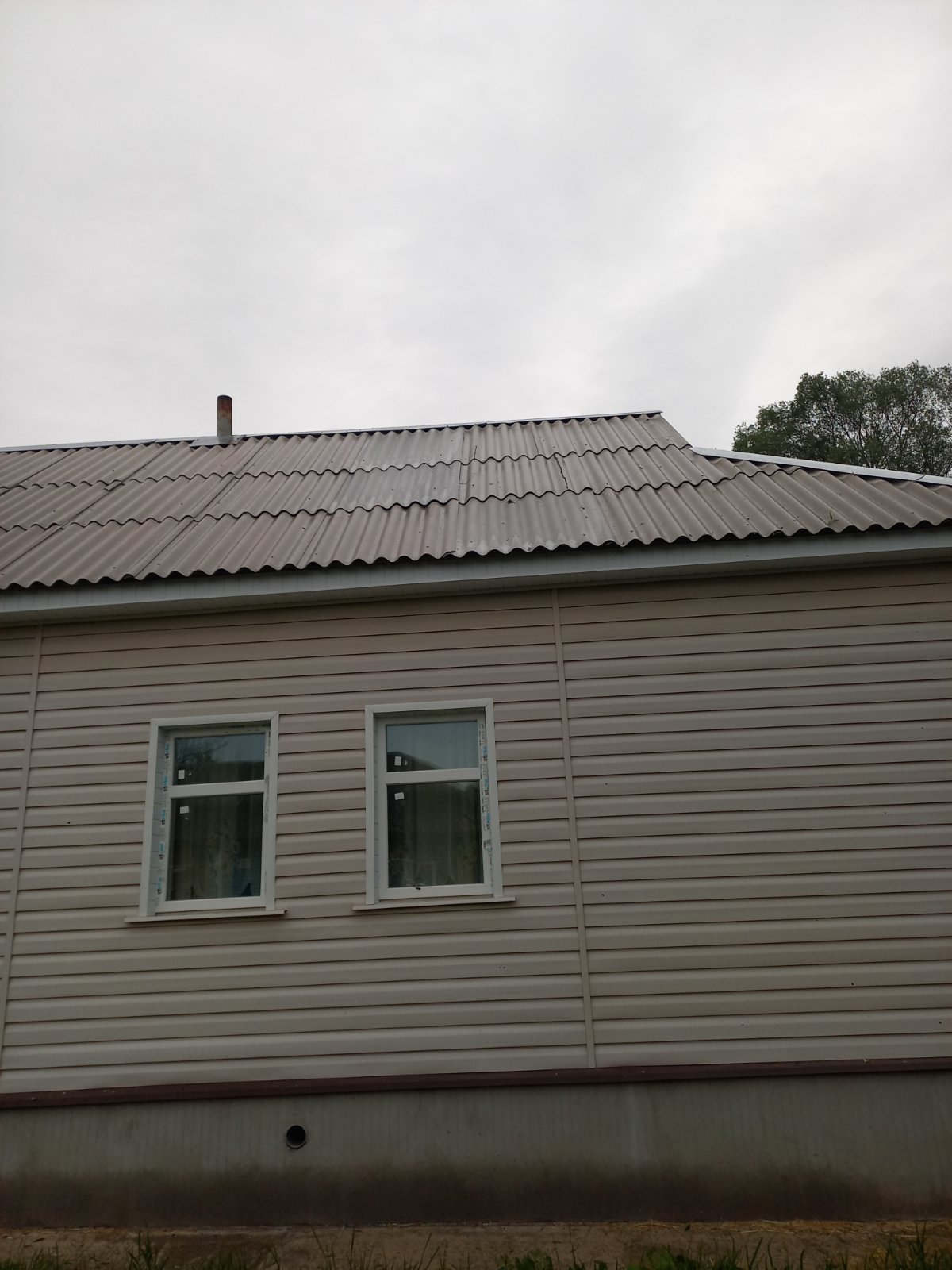 На будинок пенсіонерки впала міна