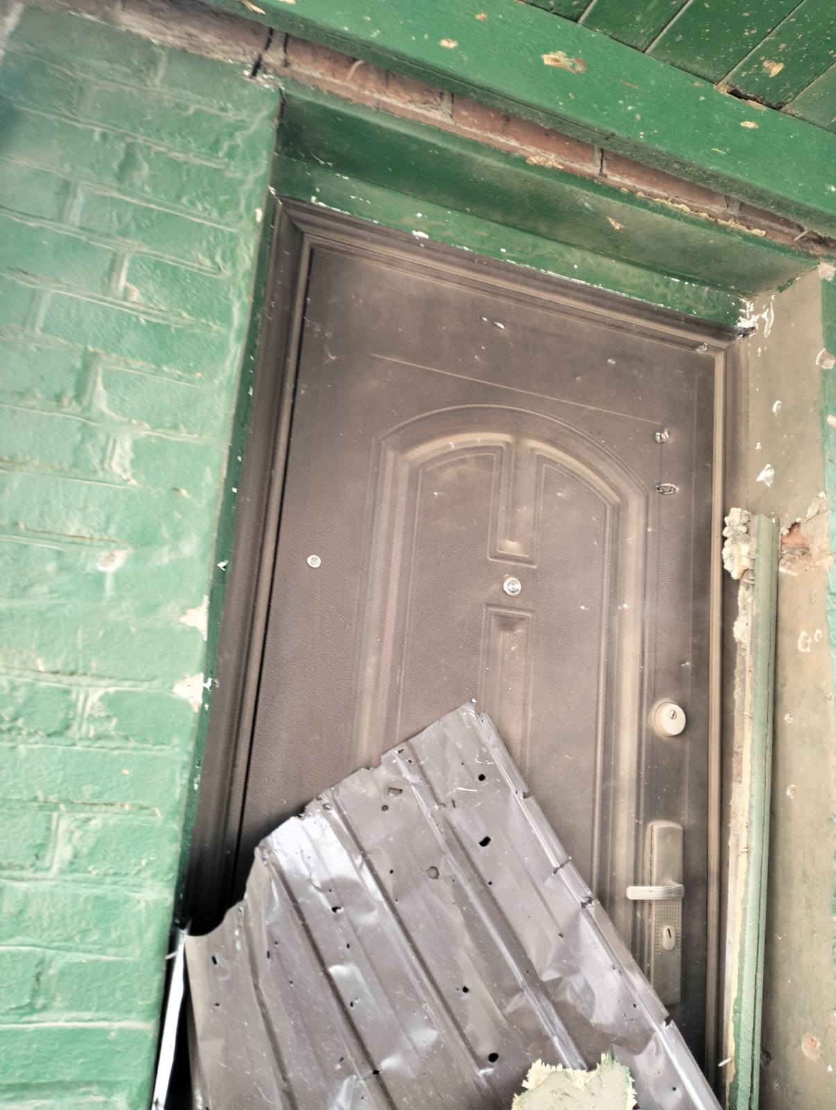 Чоловіку з Сумщини було пошкоджено 23 вікна