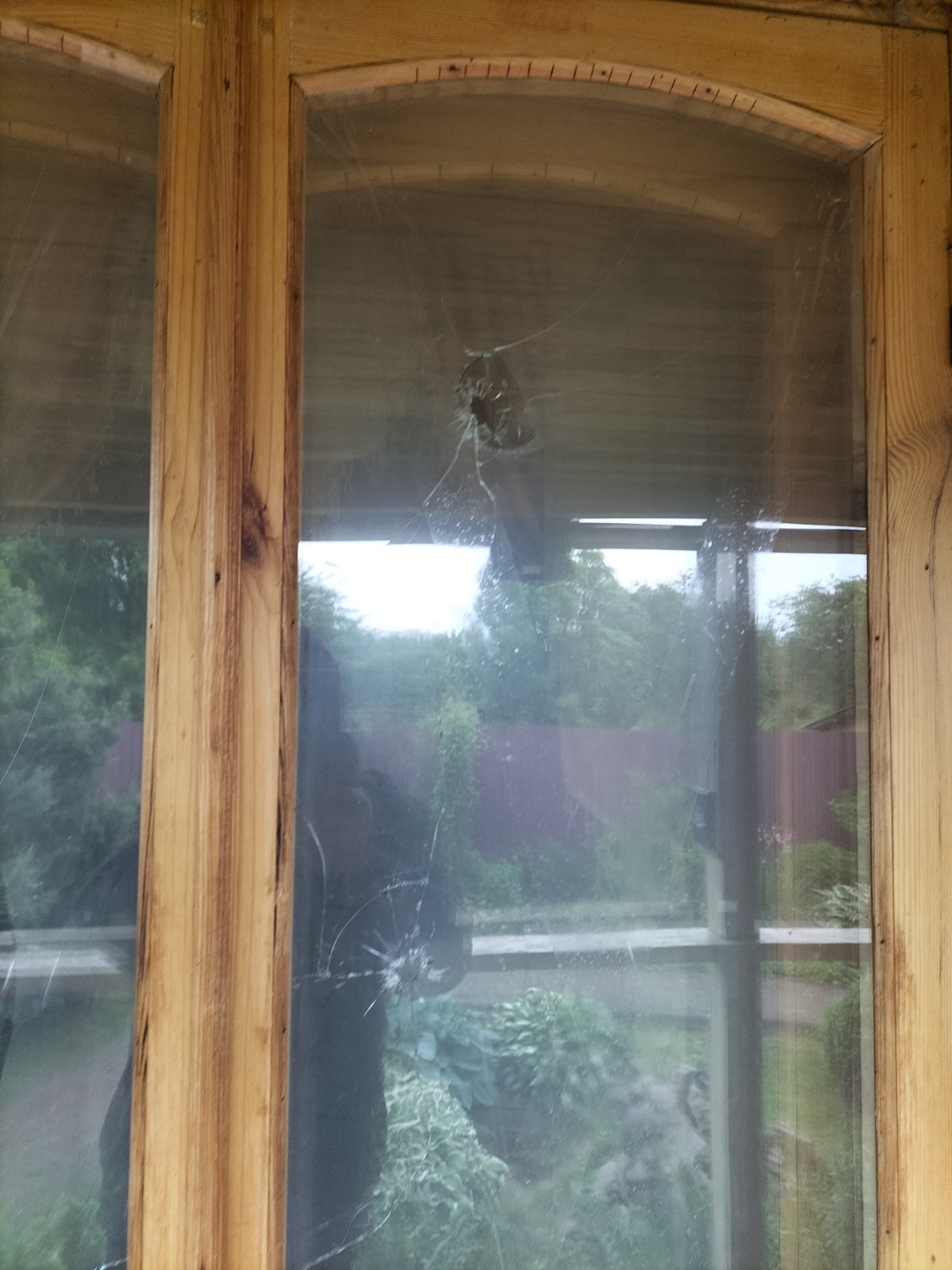 9 вікон пошкоджено осколками від обстрілу