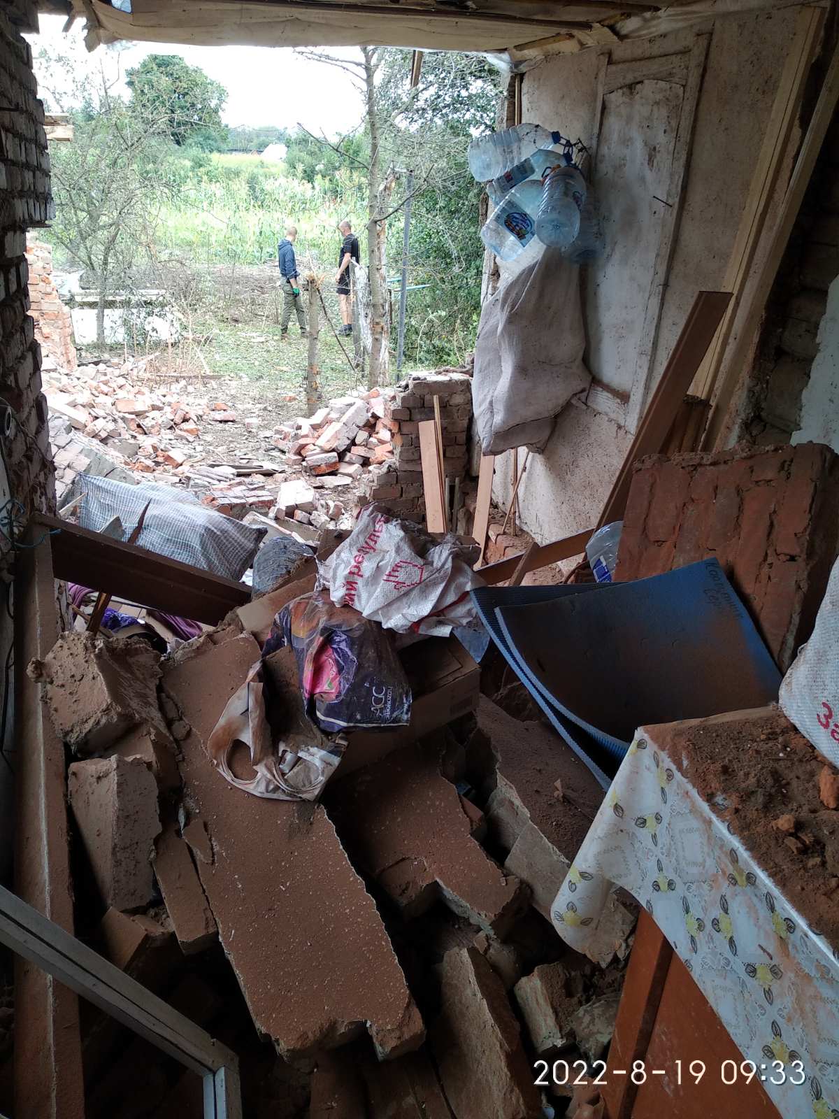 Окупанти зруйнували будинок військовослужбовця із Сумщини