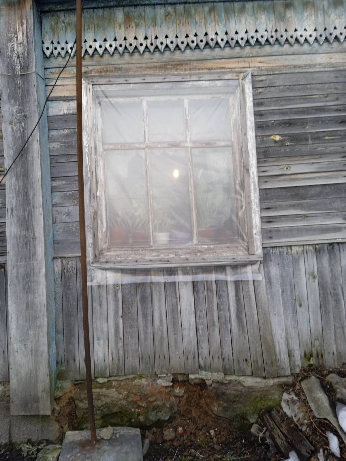 Хвора пенсіонерка залишилась без чоловіка та будинка через війну