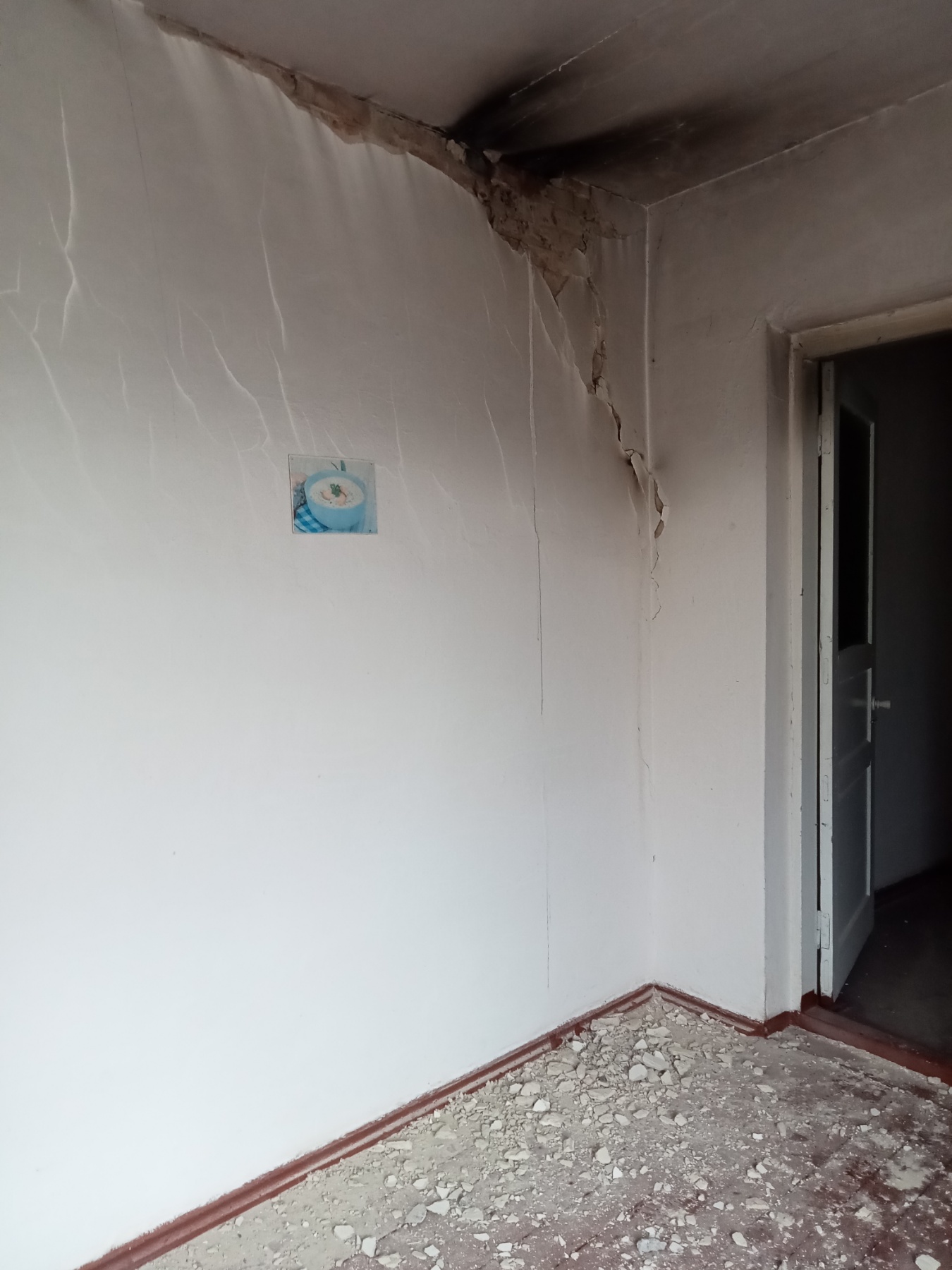 Внаслідок влучання БпЛА типу “Шахед” зазнала руйнувань Сіннівська філія Миропільського ліцею Сумської області