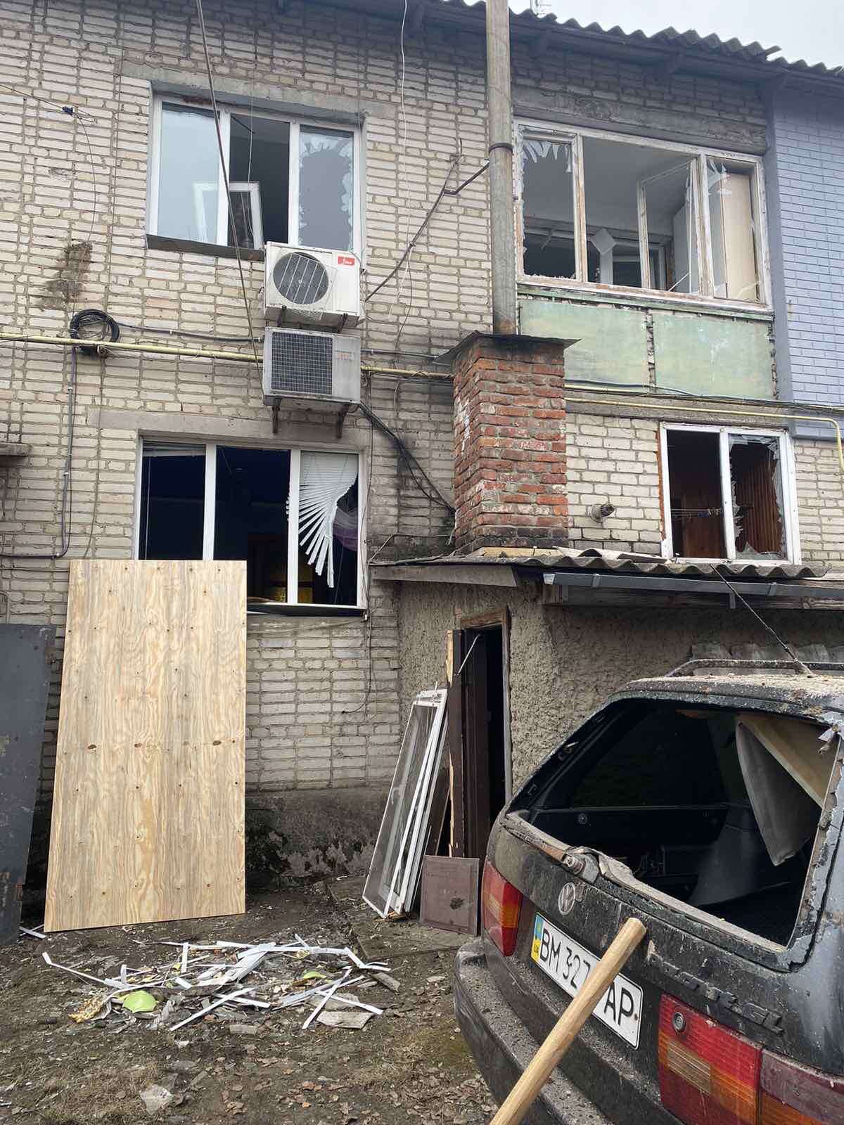 В квартирі родини з Середино-Буди вибиті всі вікна