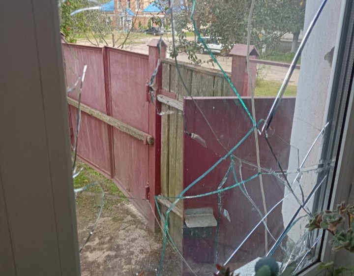 Пенсіонерка із Середино-Буди просить допомоги у відновленні будинку