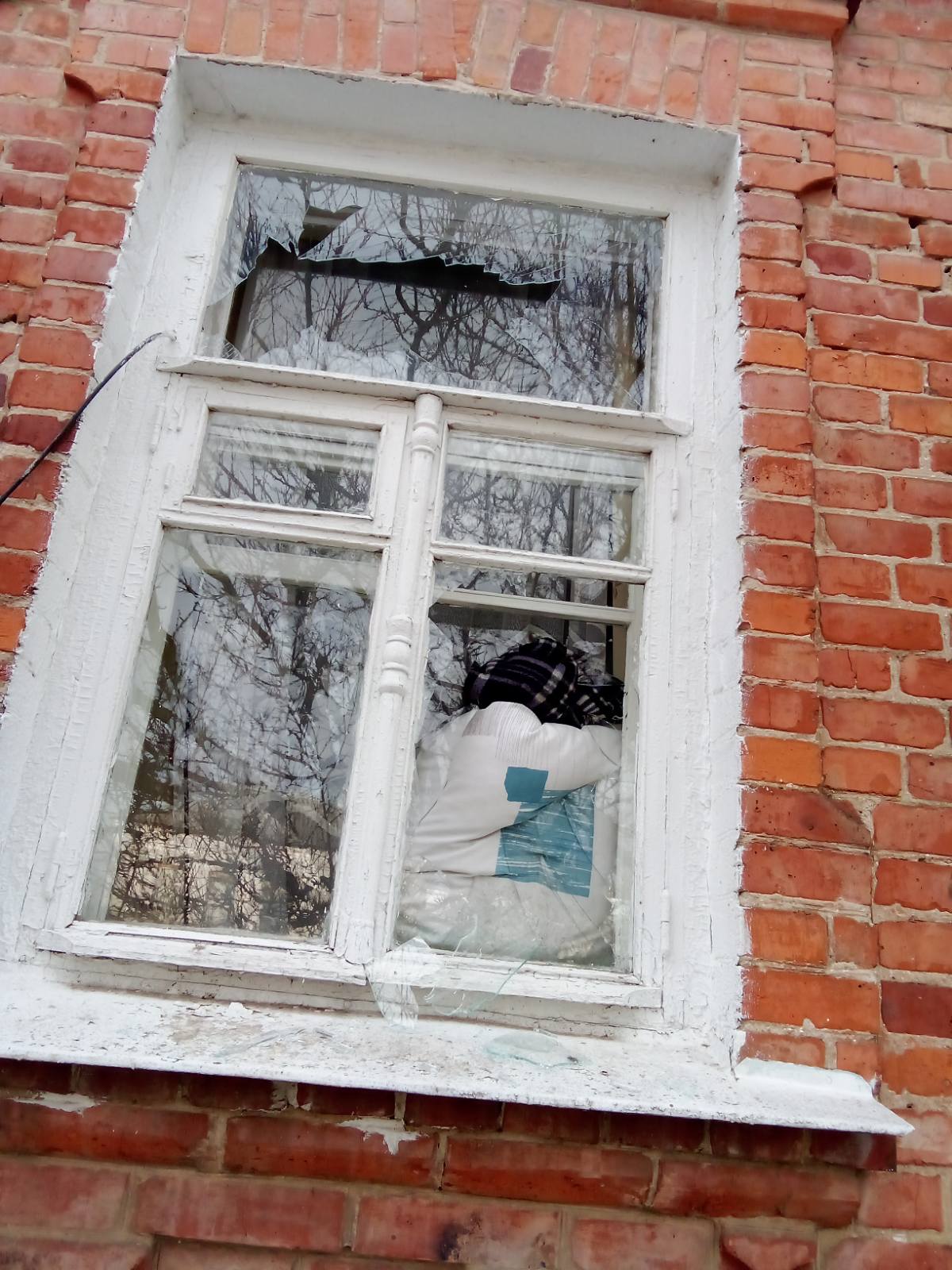 Треба допомогти відновити дах в будинку пенсіонерки, колишньої завідувачки дитсадком