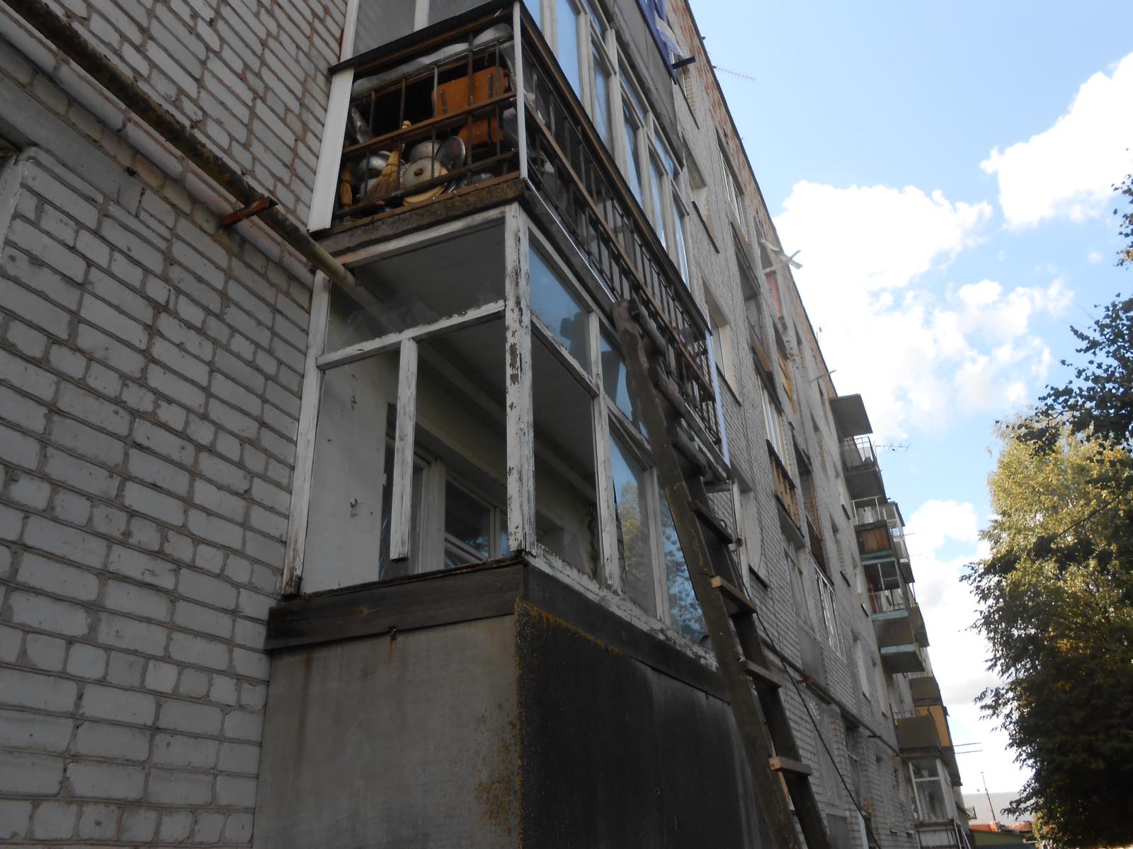 Квартира пенсіонерки непридатна для проживання 