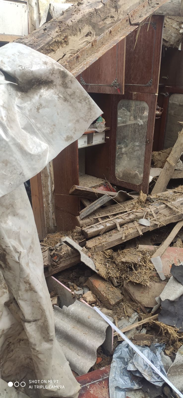 Сім'я переселенців хоче відбудувати свій дім і повернутися додому