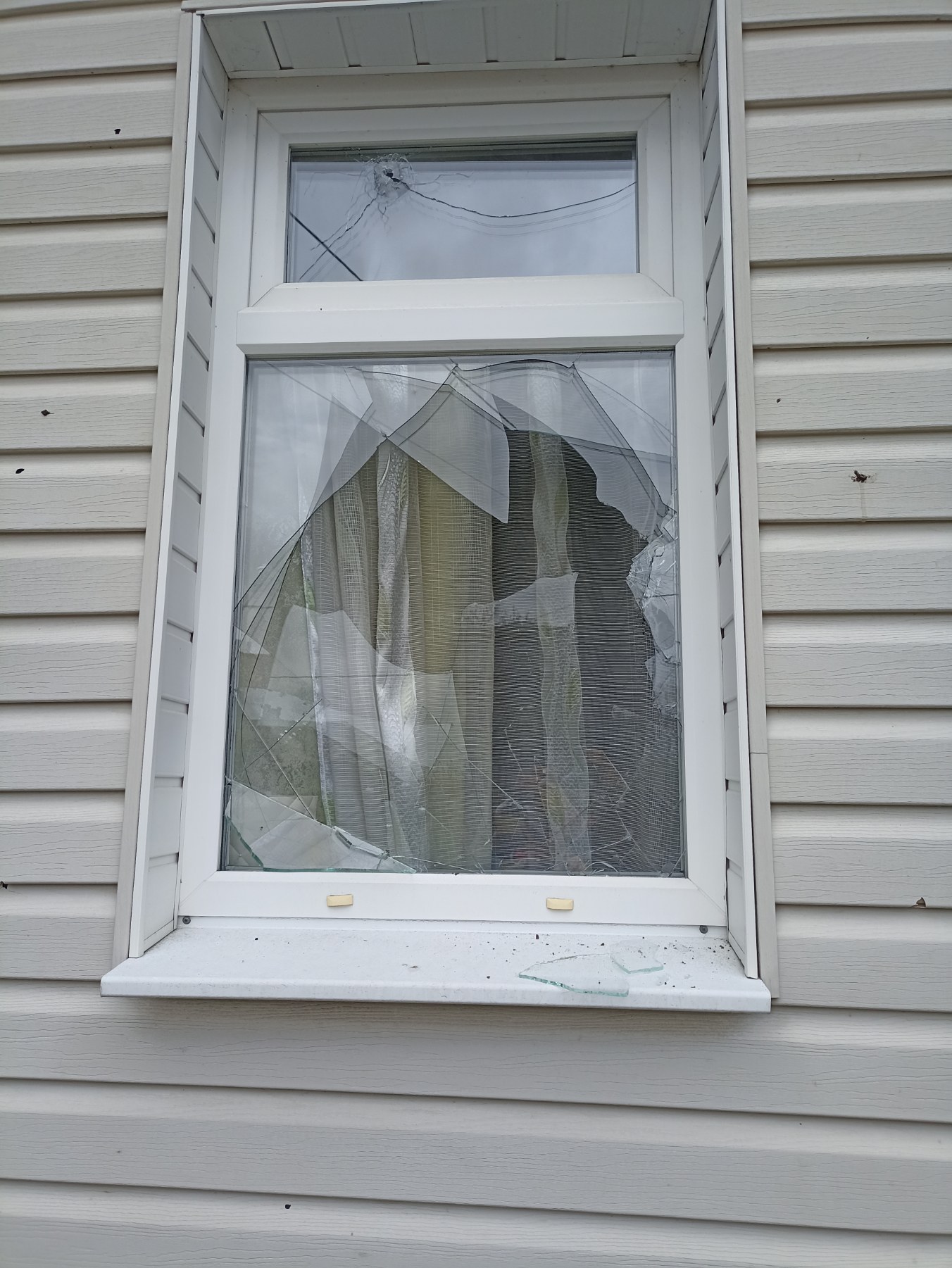 Постраждав будинок родини з Середино-Буди