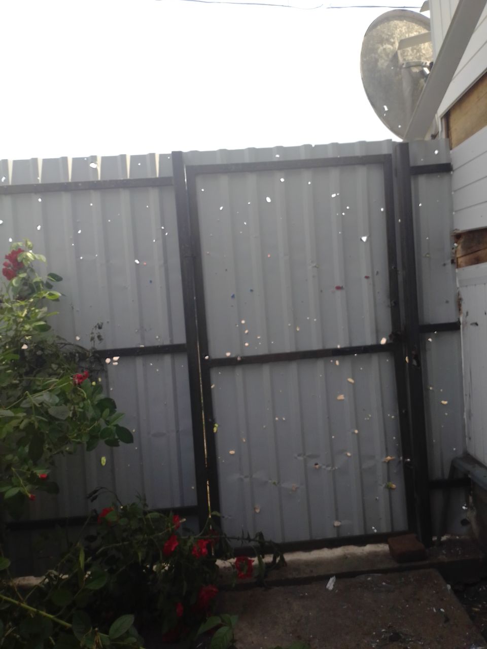 Зруйновано будинок родини військового з маленькою дитиною