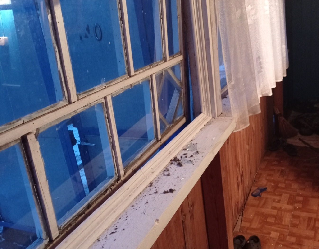 Вікна, двері, дах і не тільки - результат обстрілу на Сумщині