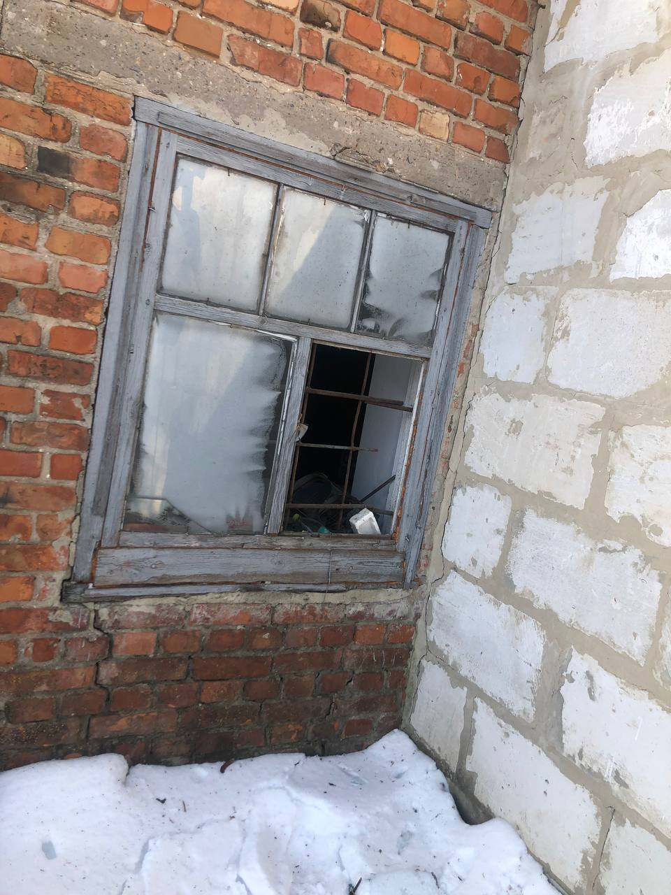 Постраждали гаражі пасажирського перевізника з прикордоння