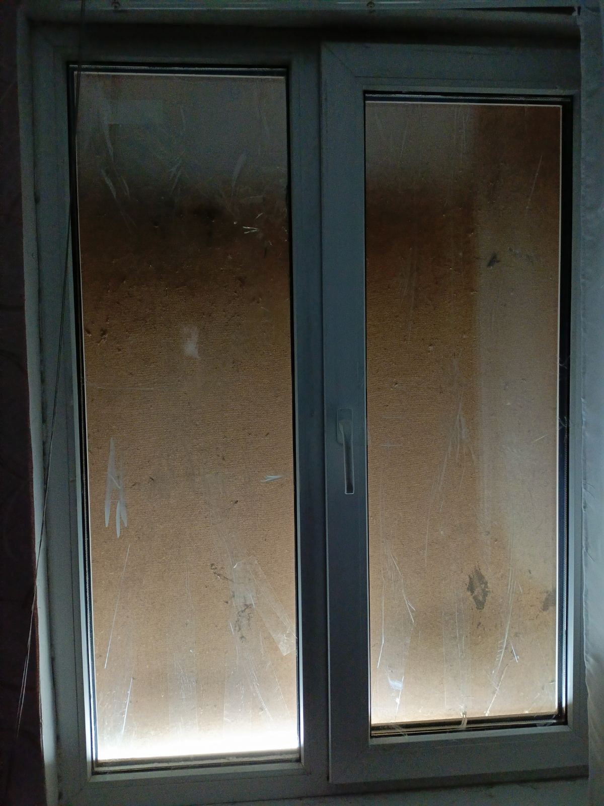 Під час ракетного обстрілу міста Середино-Буда пенсіонерка втратила господарські будівлі, вікна та дах