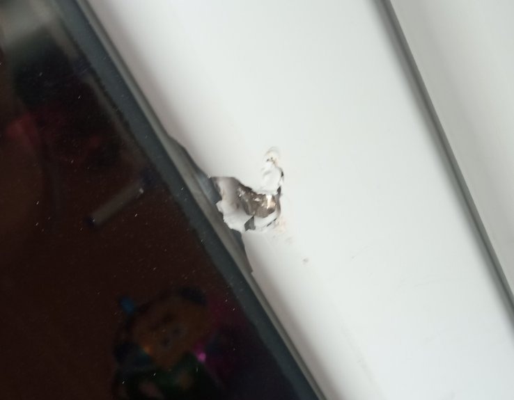 Уламок ракети пошкодив квартиру родини з Білопілля