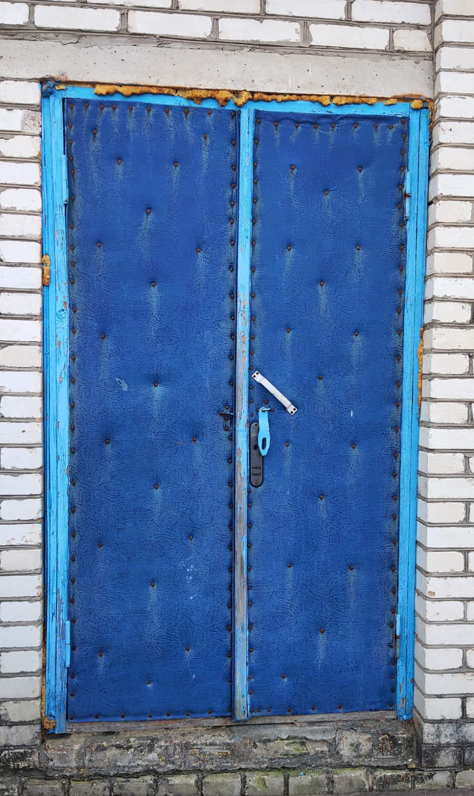 Родина з Сумщини лишилась без вікон