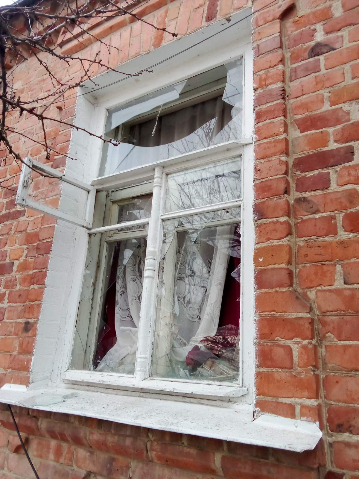 Треба допомогти відновити дах в будинку пенсіонерки, колишньої завідувачки дитсадком