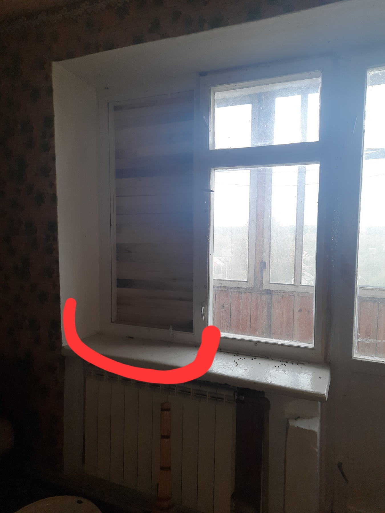 Після обстрілу постраждала квартира пенсіонера із Середино-Буди