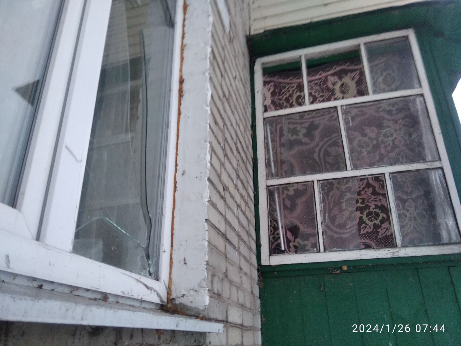 Пошкоджено будинок родини з 2 дітьми з Сумщини