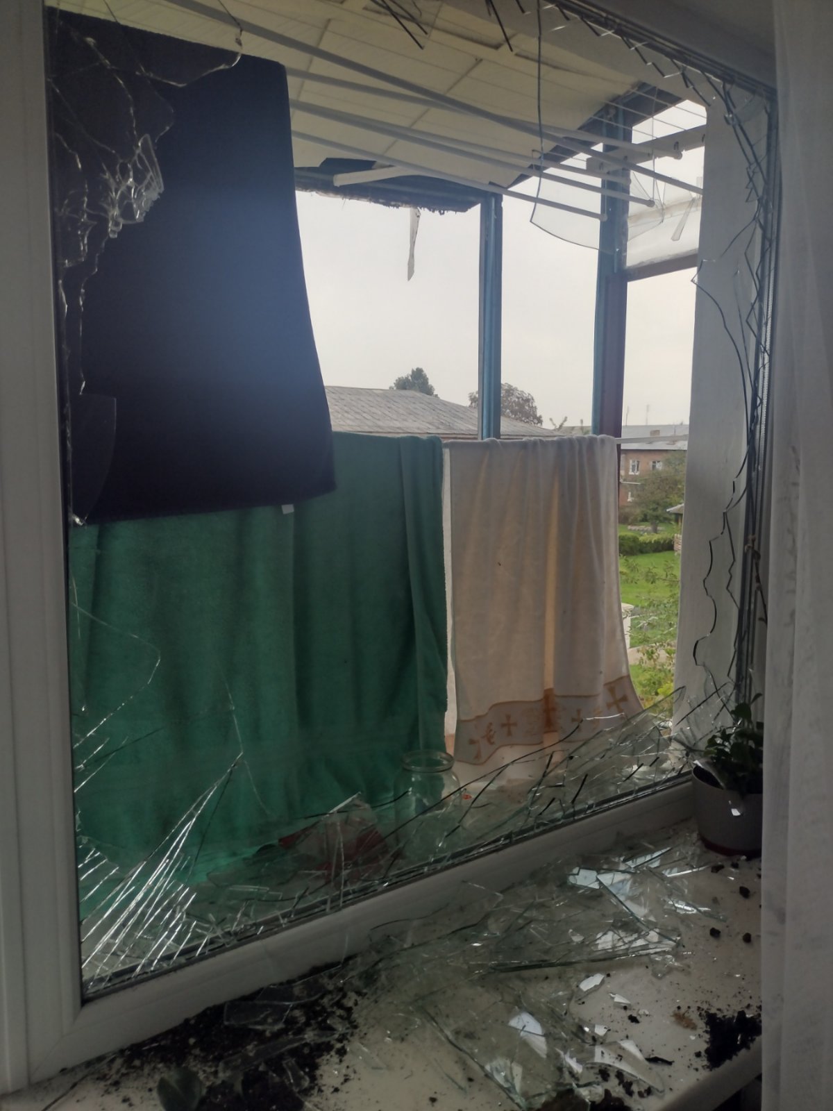 Квартира родини залишилась без вікон