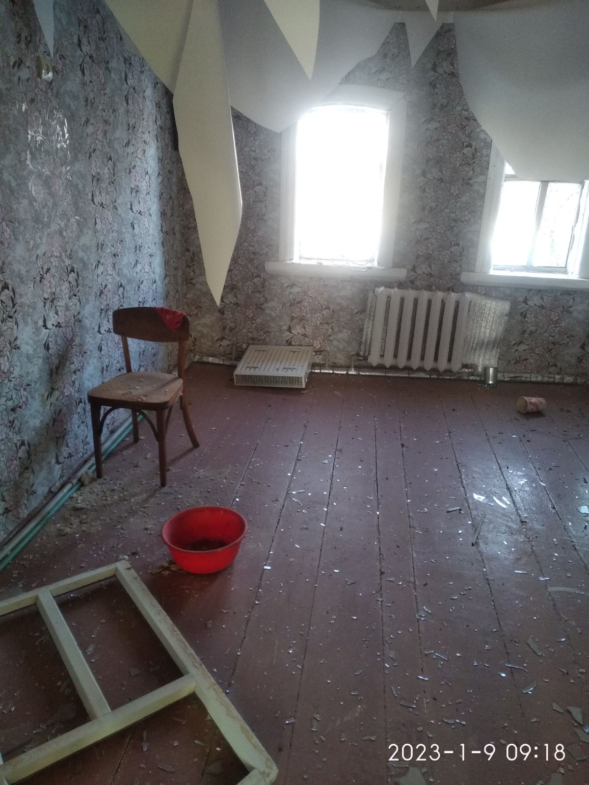 Окупанти зруйнували будинок військовослужбовця із Сумщини