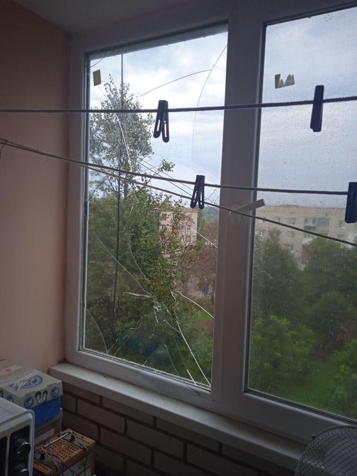 Квартира родини з Сумщини двічі потрапляла під обстріл