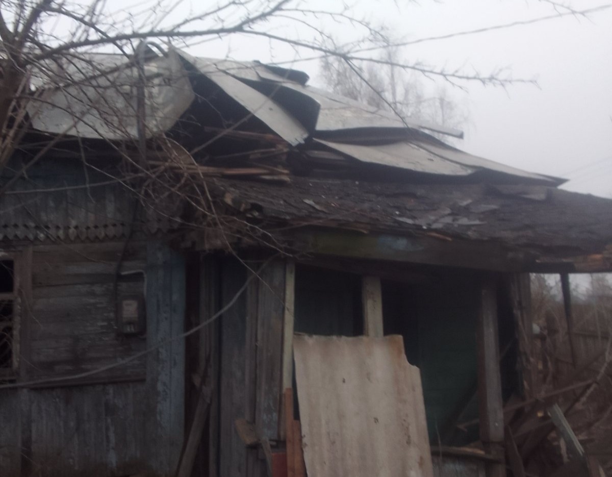 Будинок родини з Попівки залишилася без дванадцяти вікон і дверей