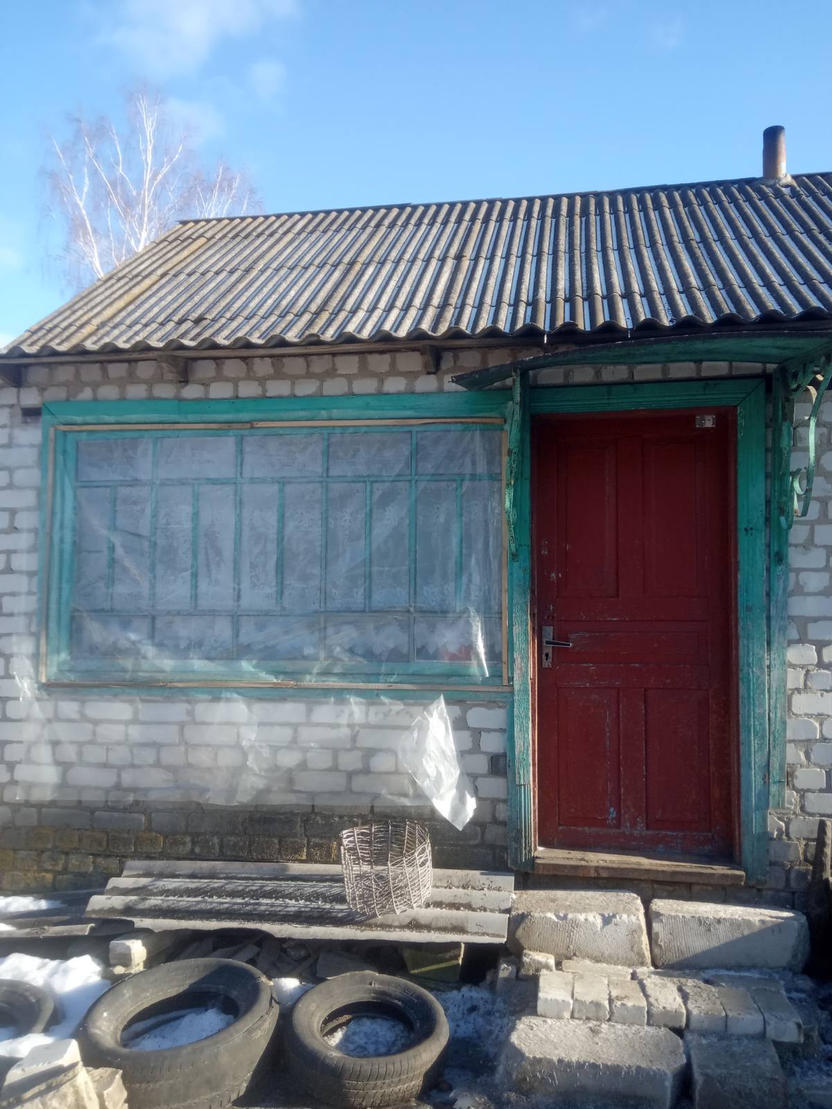 Постраждав будинок пенсіонерки, яка доглядає хворого сина