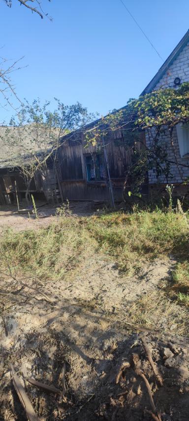 Обстріл пошкодив будинок родини з Сумщини