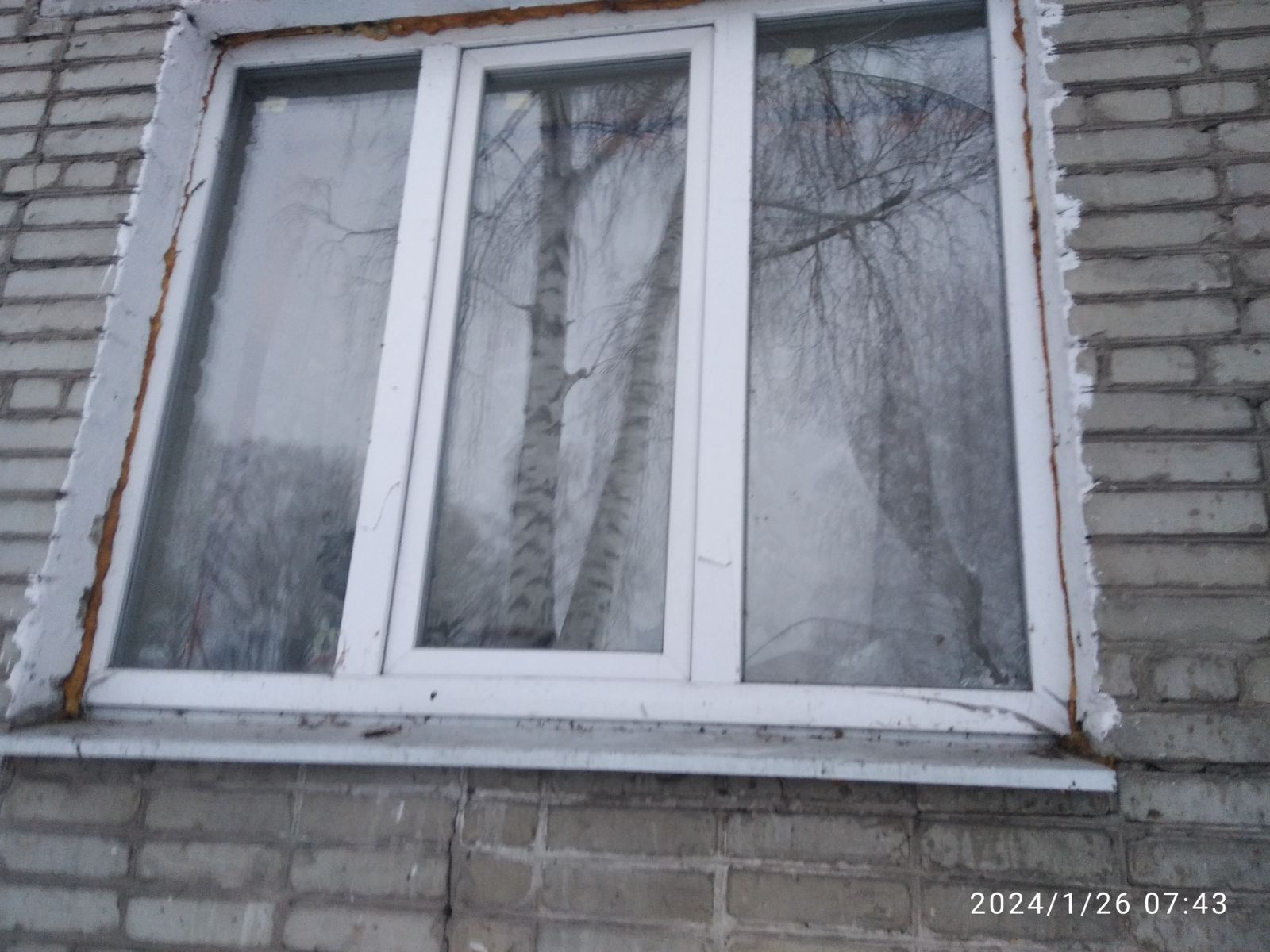 Пошкоджено будинок родини з 2 дітьми з Сумщини