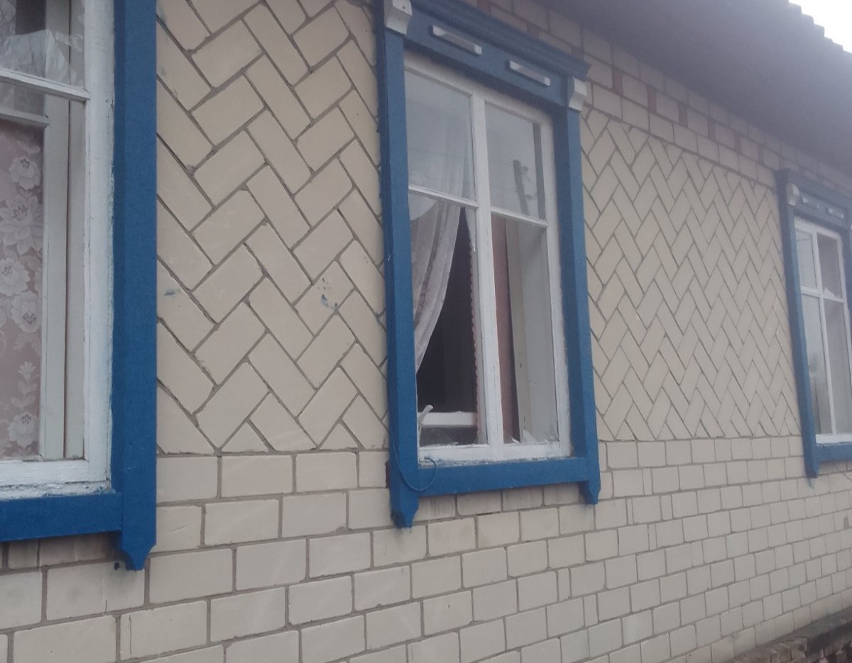 Будинок родини з Попівки залишилася без дванадцяти вікон і дверей