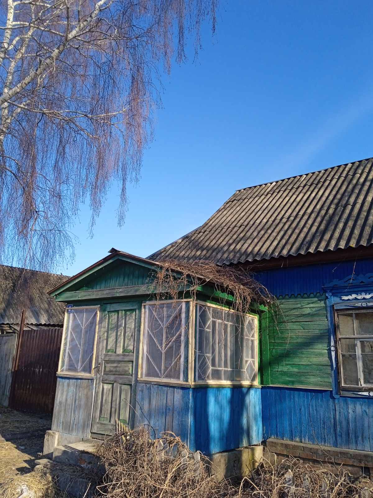 Чоловік, що доглядає за дружиною з інвалідністю просить допомоги