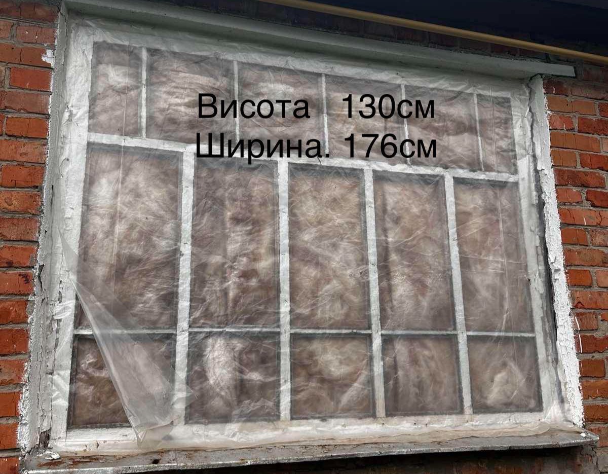 Пенсіонерці з Білопілля вибило 4 вікна