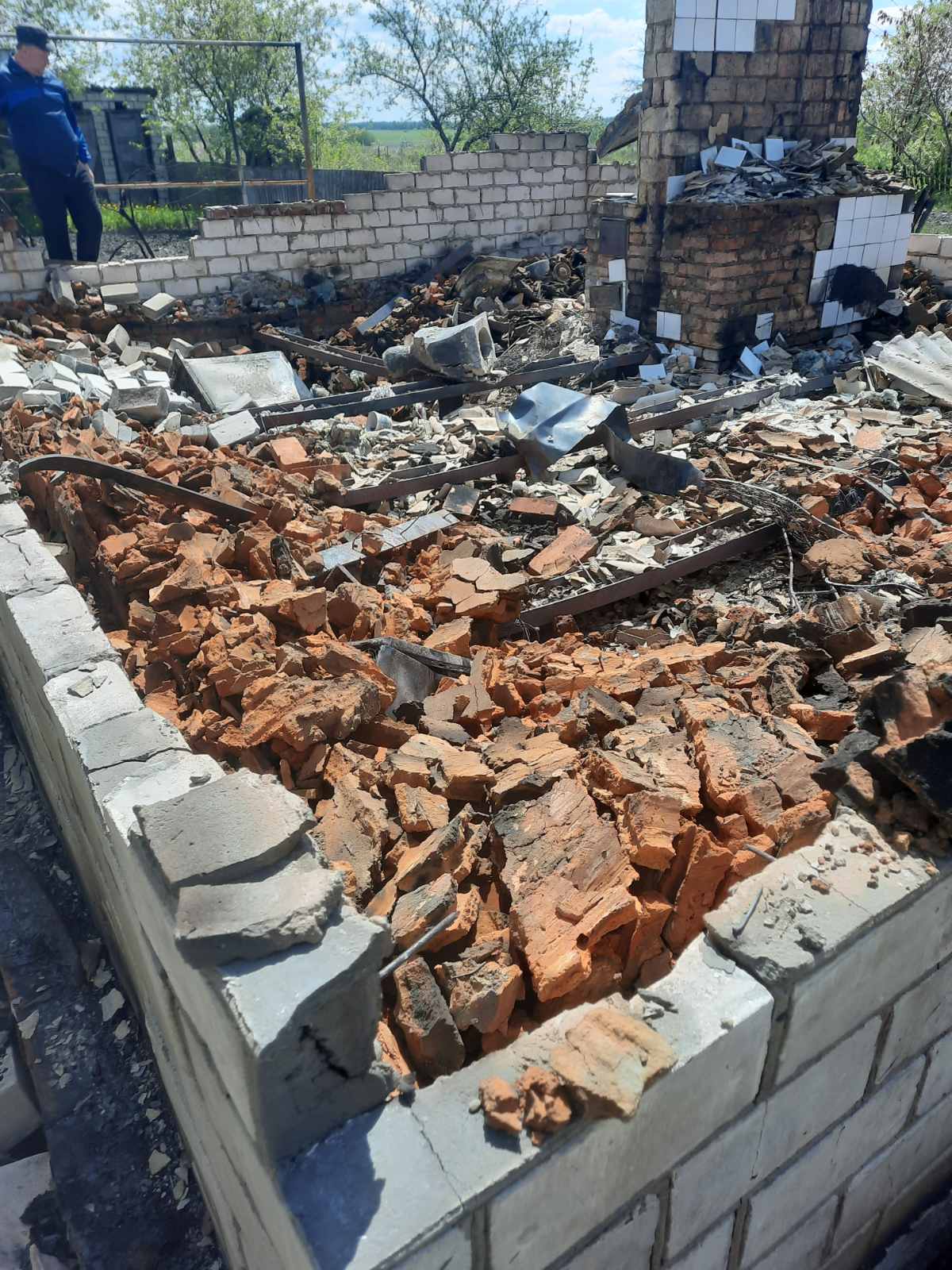 Військовий на пенсії відновлює власне житло