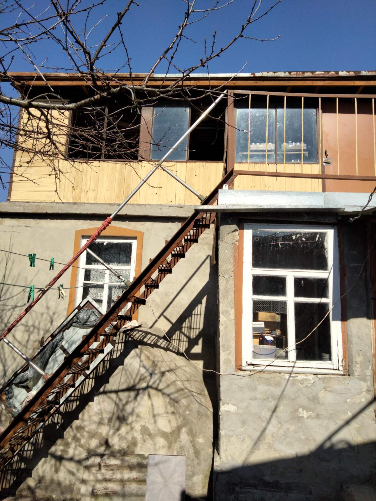 Переселенці з Донеччини, яких ворог двічі намагався позбавити дому, потребують допомоги