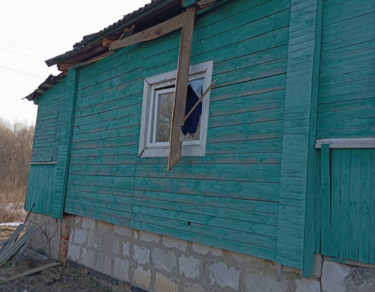 Постраждав будинок рятувальника МНС