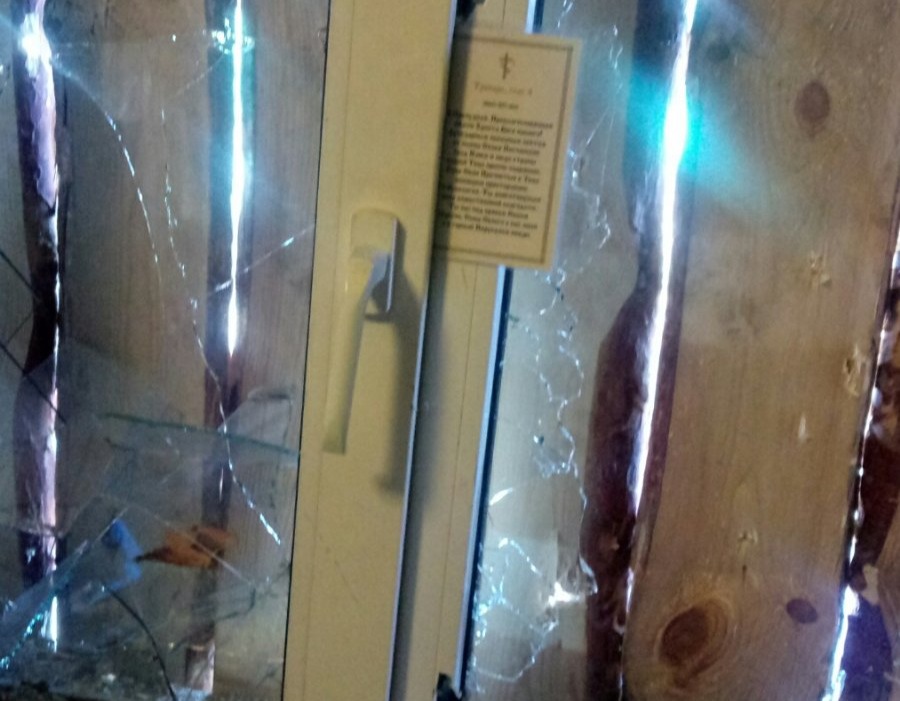 Непридатний для життя стан будинку 73-літньої пенсіонерки з Сумщини