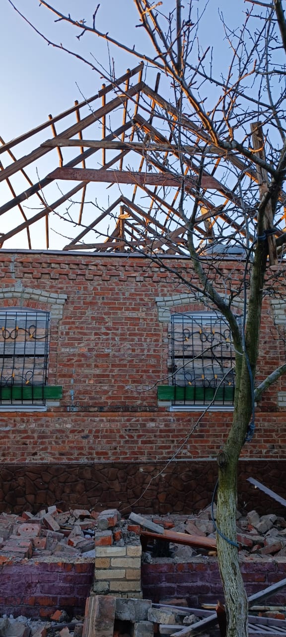 Будинок родини з Донеччини потрапляв під обстріл 3 рази